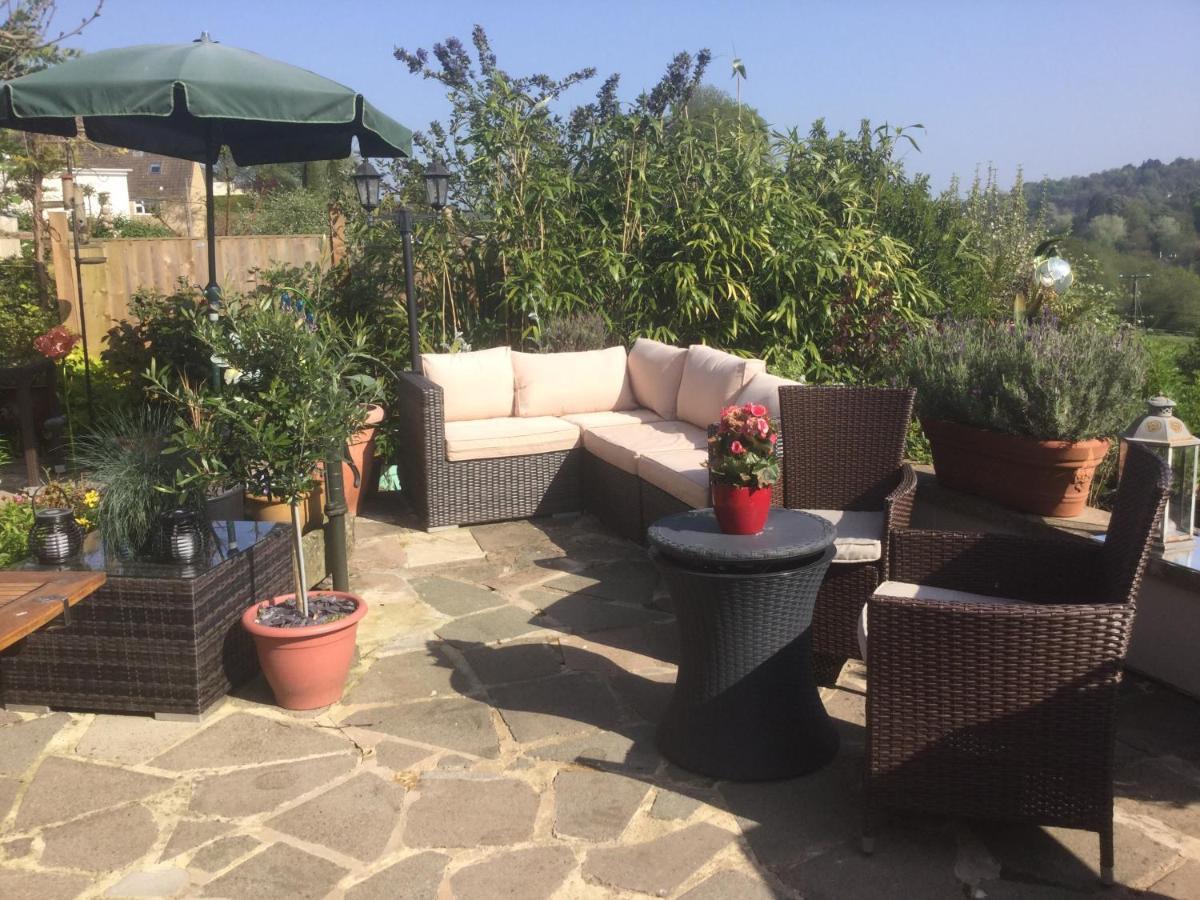 Highview Bed And Breakfast Nailsworth Exterior photo